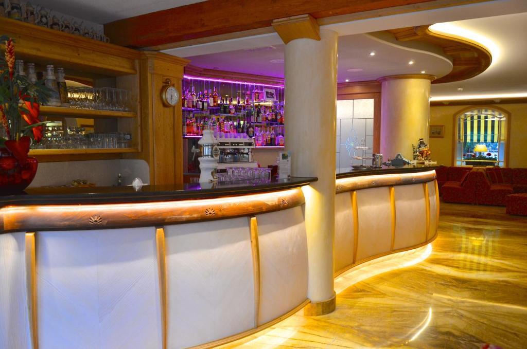 Alledolomiti Boutique Lake Hotel - Adults Friendly Мольвено Экстерьер фото